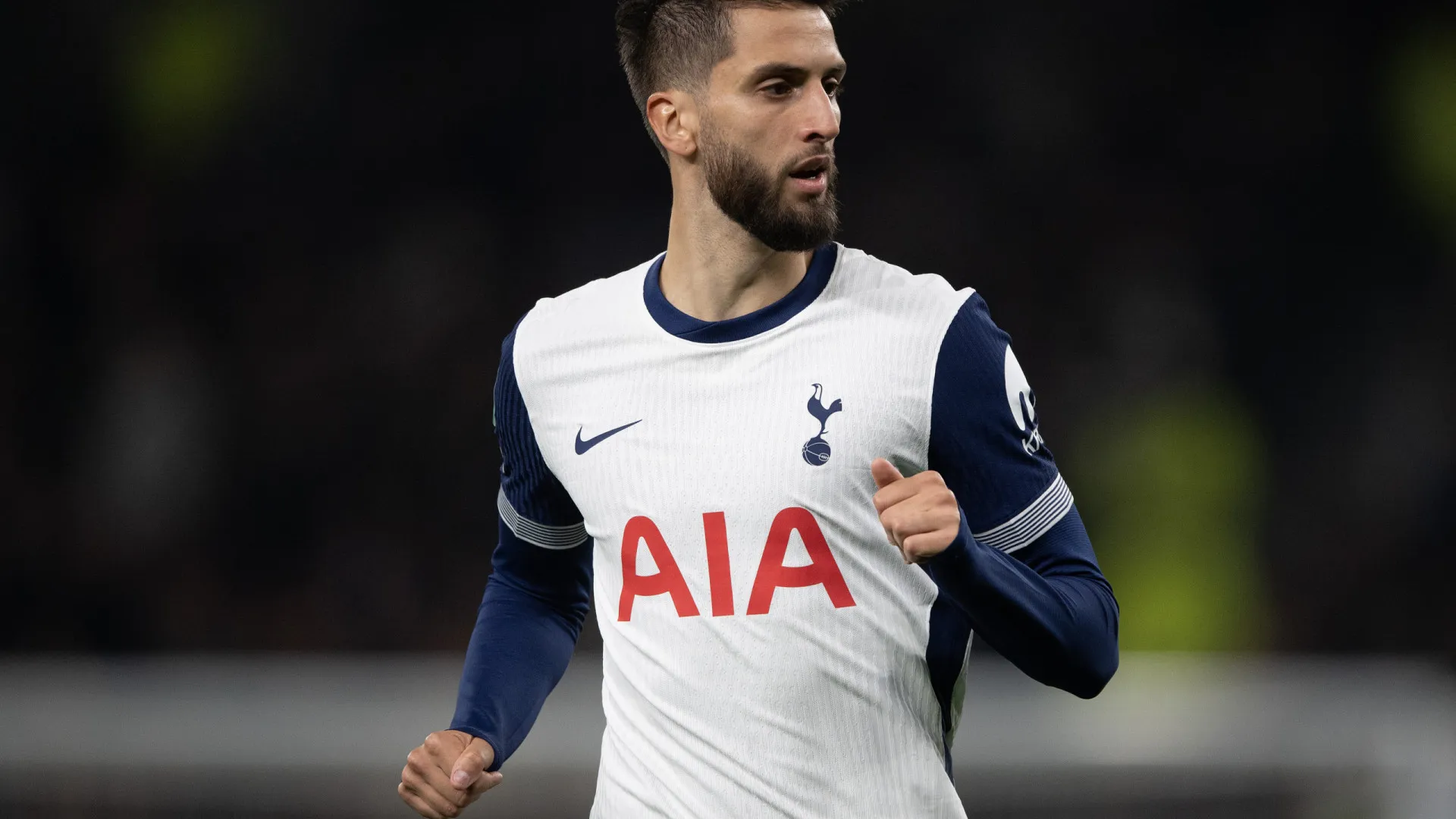 Bentancur diz estar bem após desmaiar em campo em jogo do Tottenham - img