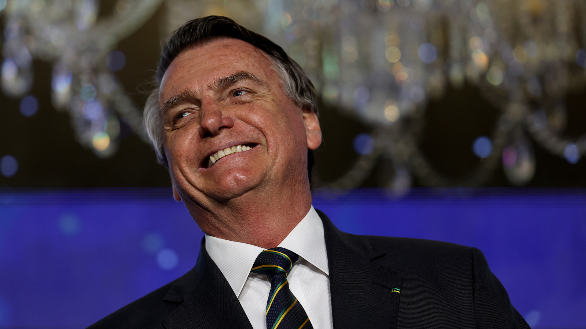 Bolsonaro diz que foi convidado para posse de Trump e pede autorização do STF para ir aos EUA - img