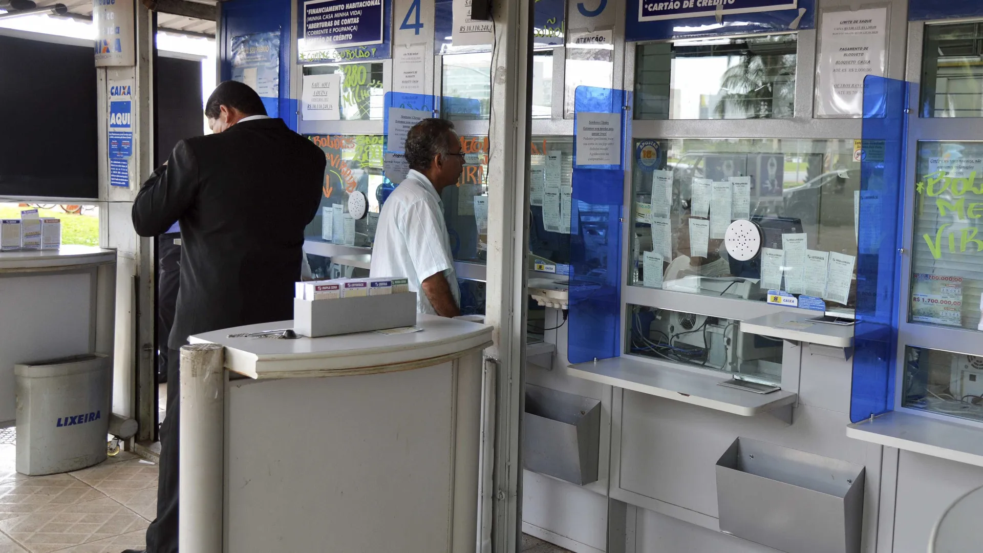 Donos de lotéricas em Goiás fazem bolão de R$ 20 mil e acertam quadra na Mega da Virada - img