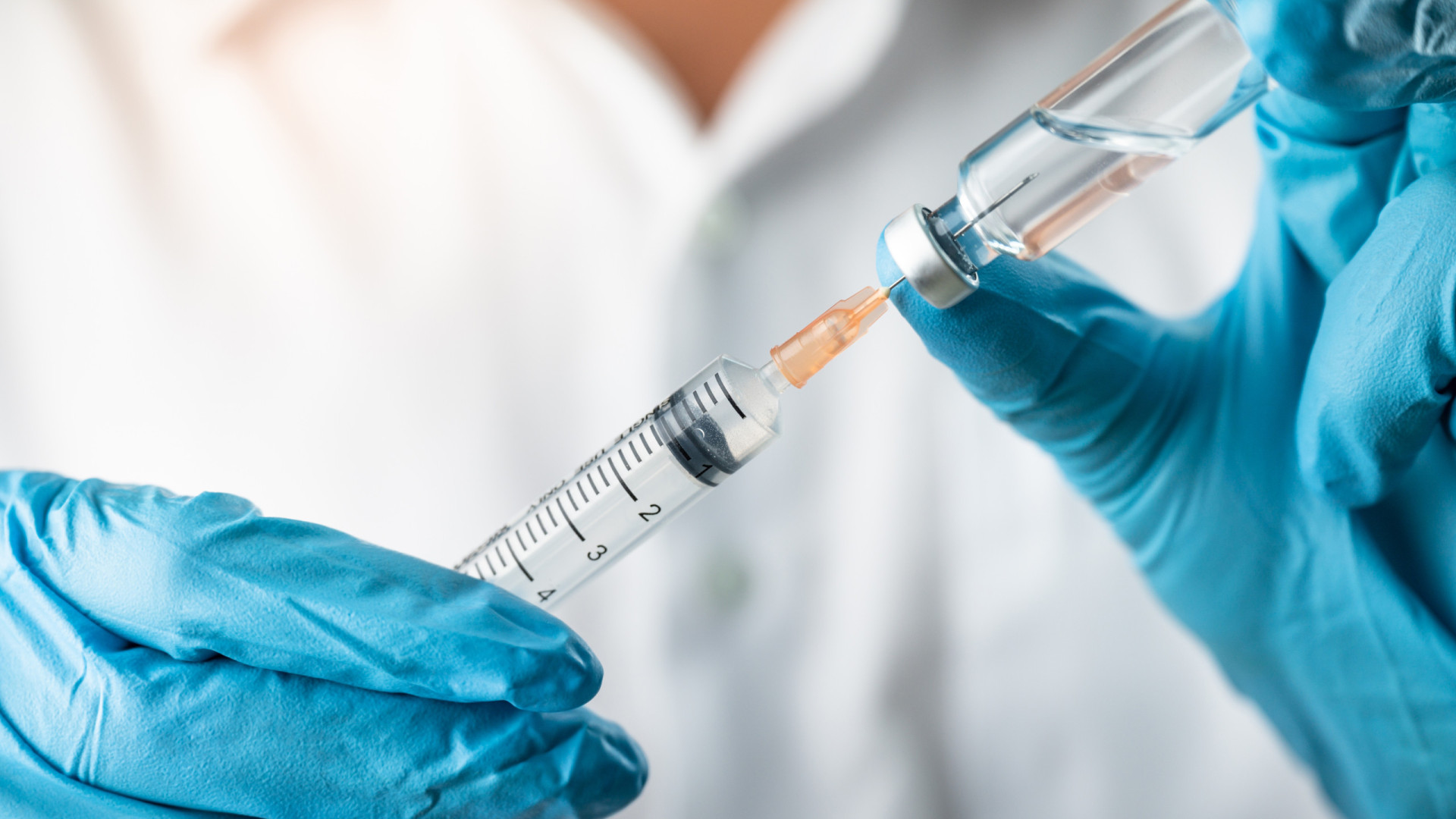 Em um ano, apenas 10,6% do público-alvo completou esquema vacinal contra dengue em SP - img