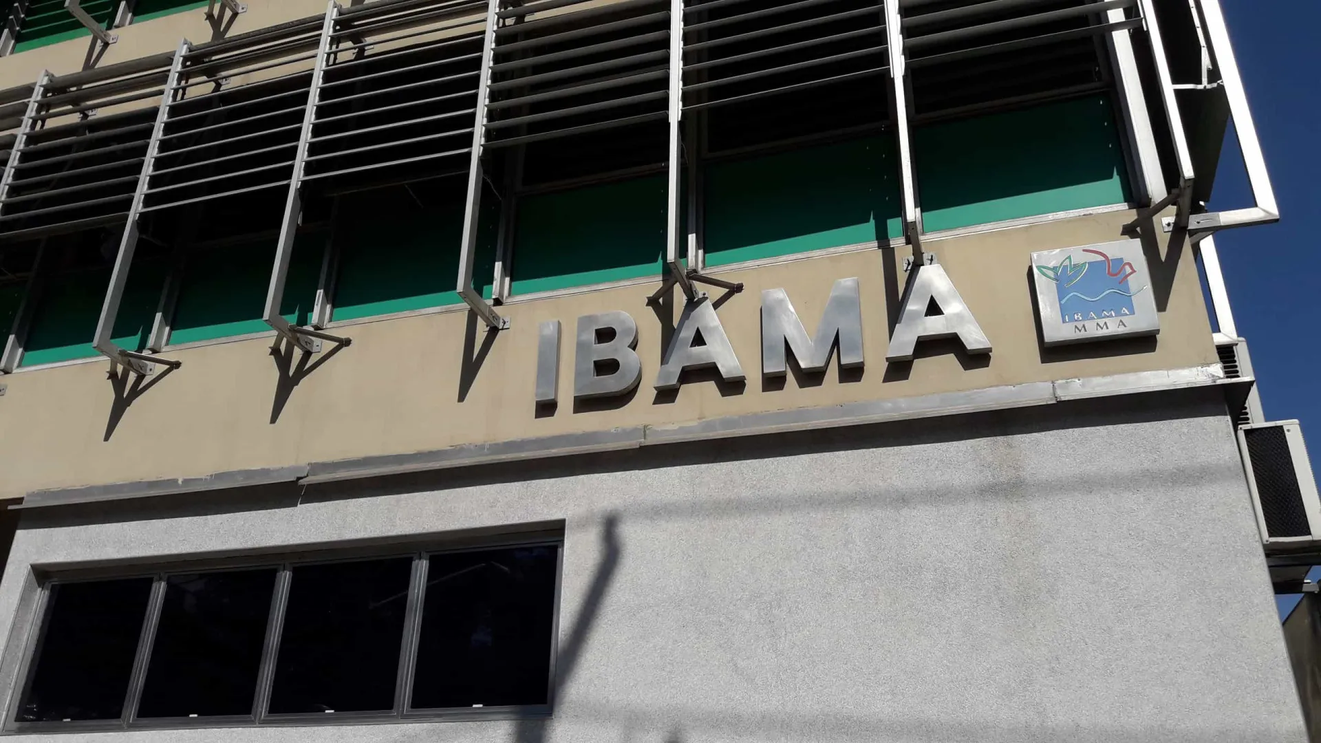Ibama abre inscrições para concurso com salário inicial de R$ 9.994 - img