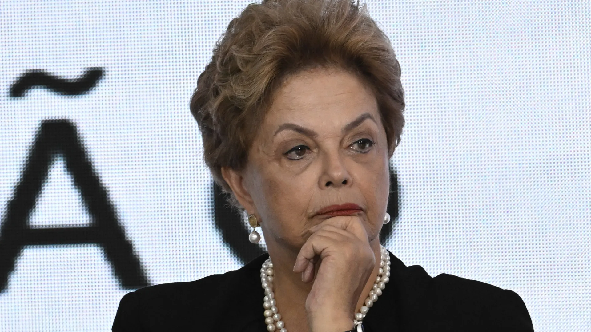 Brics não se comprometem com sistema de pagamento alternativo, apesar de pressão de Dilma e da Rússia - img