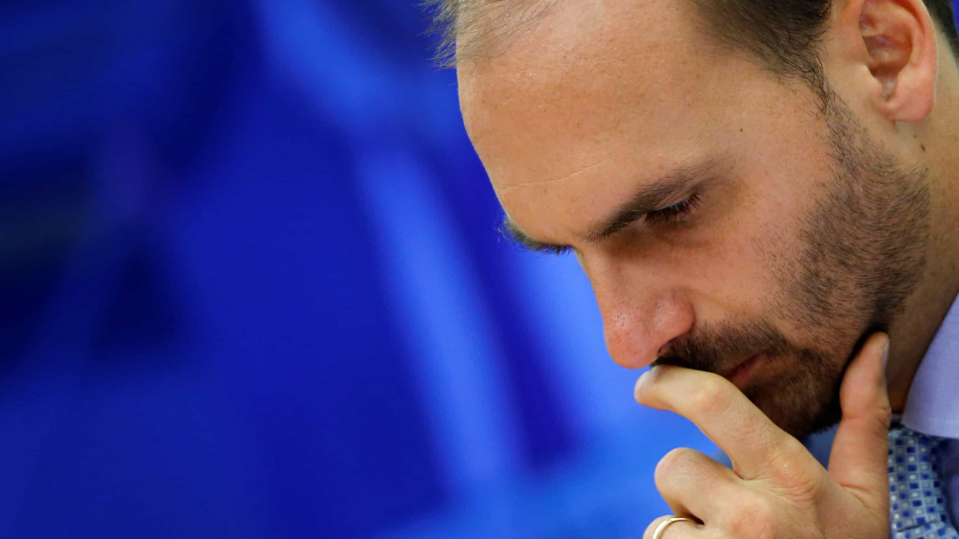 Saiba quem enviou e-mail para Eduardo Bolsonaro com convite para posse de Trump - img