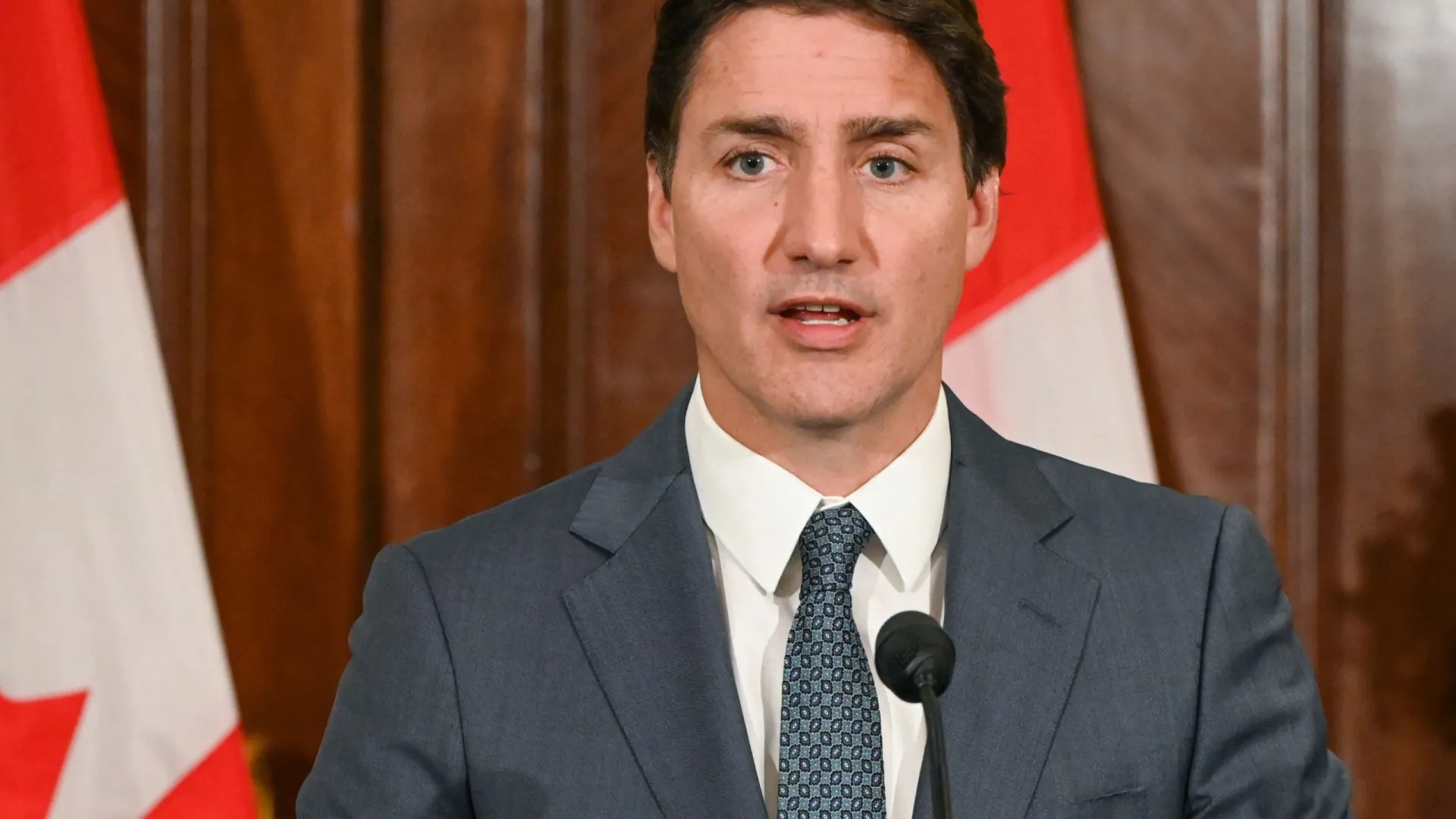Trudeau promete responder a eventuais tarifas dos EUA após nova ameaça de Trump - img
