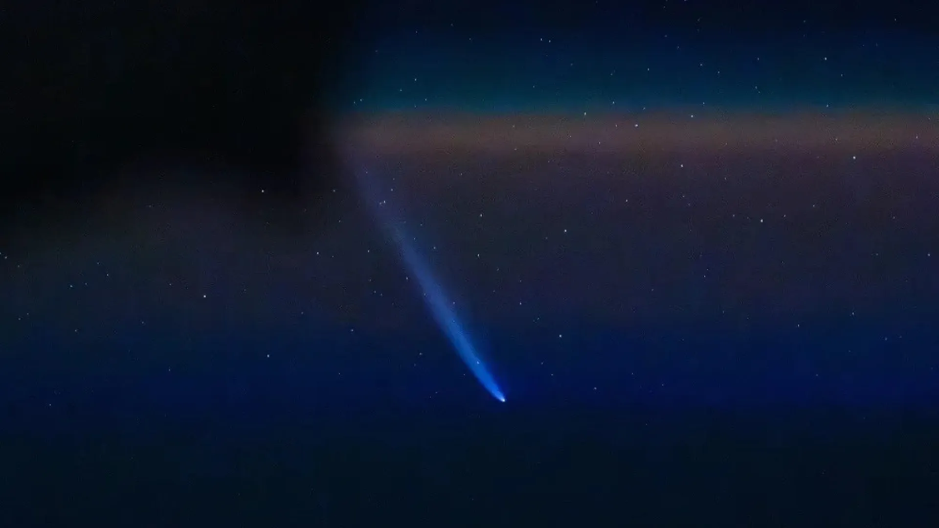 Cometa em aproximação à Terra é capturado em vídeo por astronauta - img