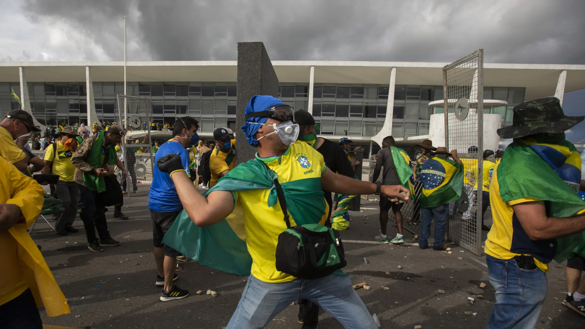 Cinco foragidos do 8/1 estão prestes a ter sua extradição julgada na Argentina - img