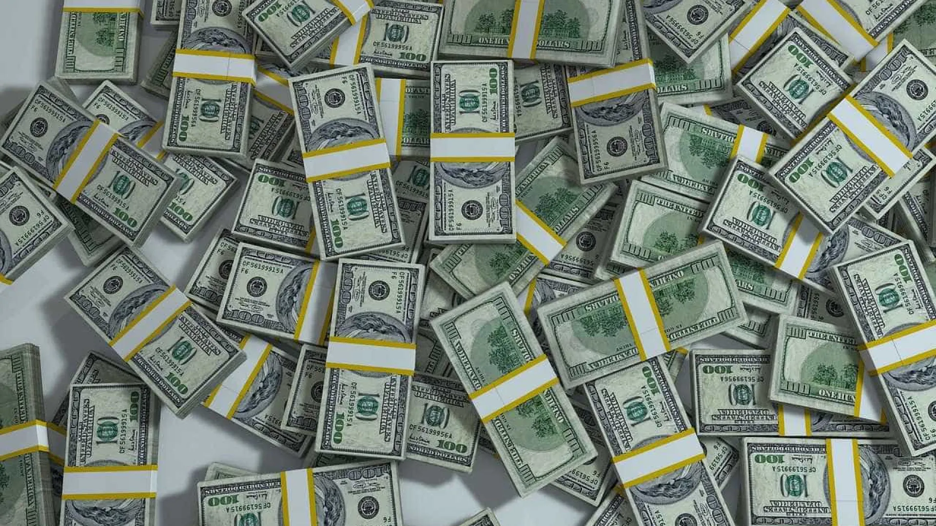 Alta do dólar antes de payroll dos EUA é contida por commodities - img