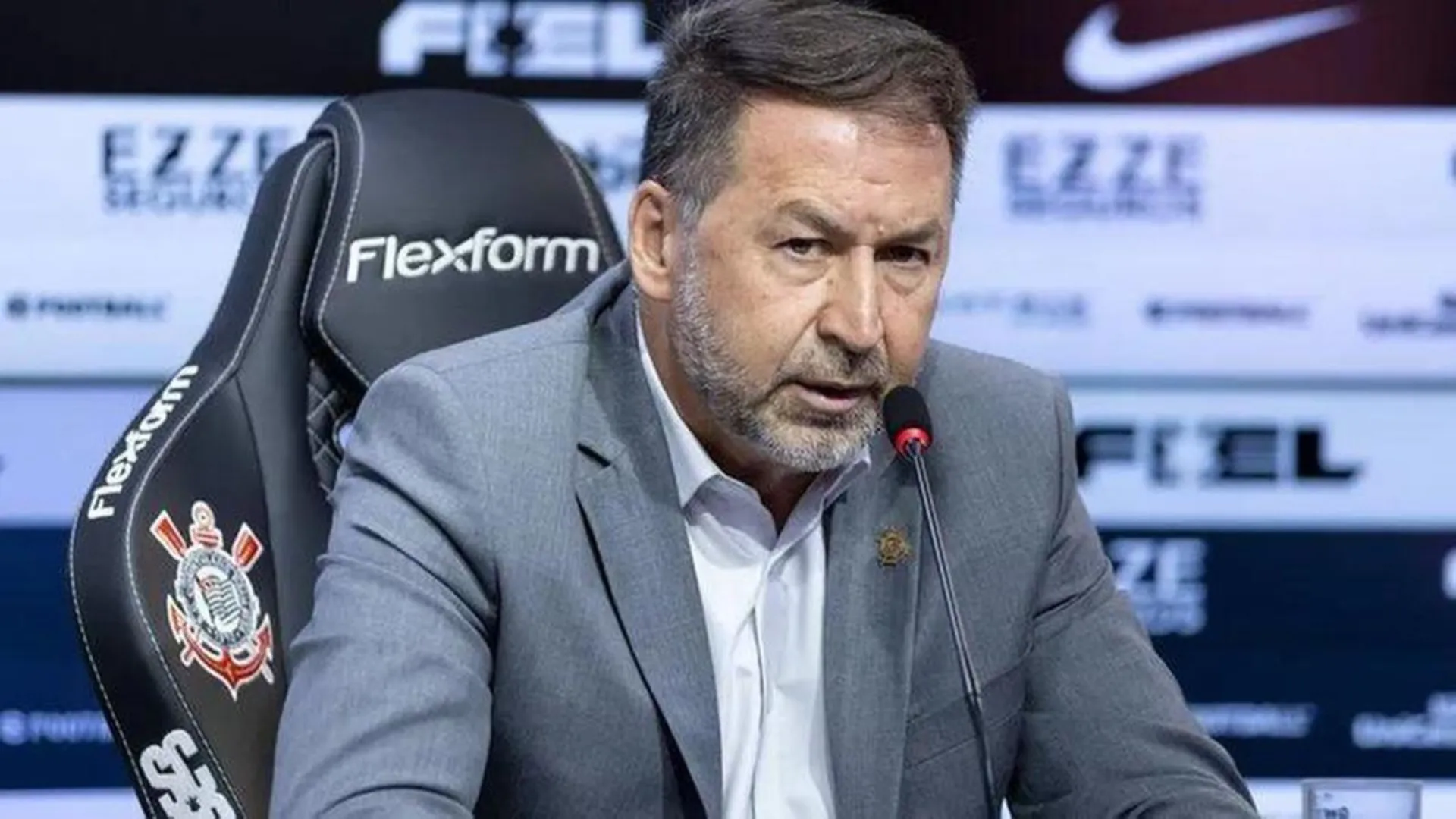 Corinthians renasce com tetra após ano de páginas policiais e impeachment - img