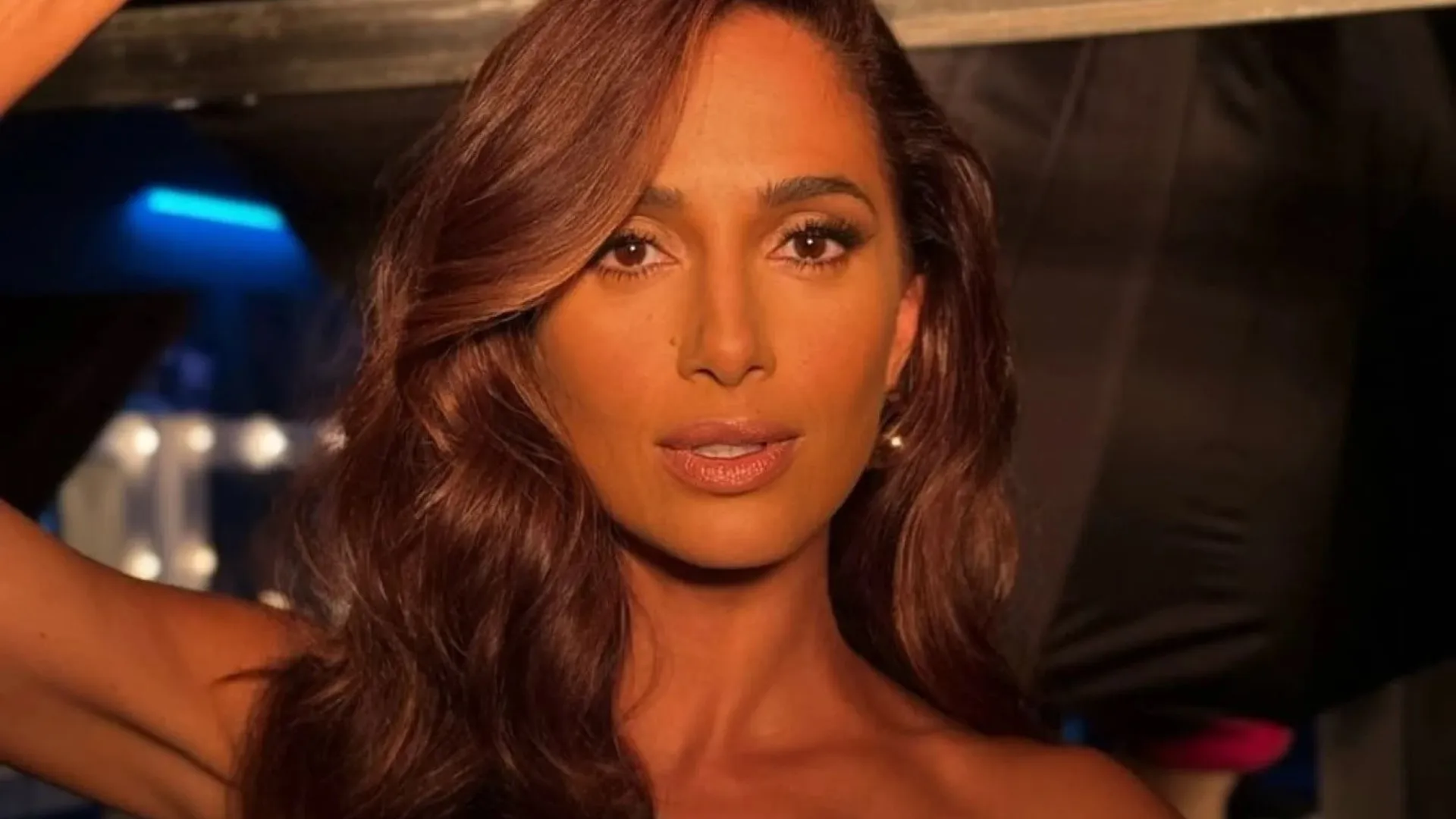 Camila Pitanga tenta deixar Paris com namorado após ameaça de bomba - img