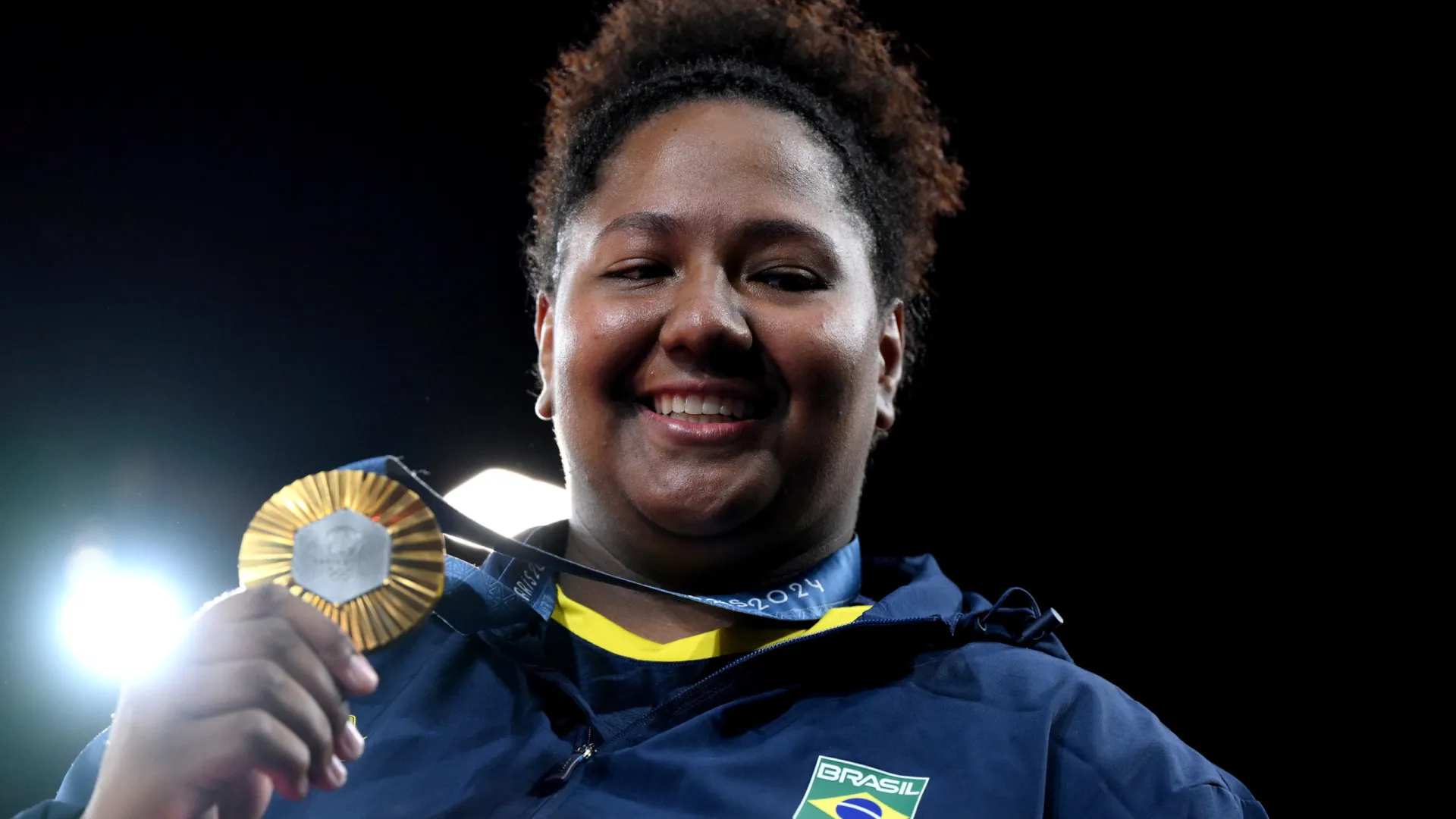 Campeã olímpica, judoca Bia Souza vira número 1 do ranking mundial - img