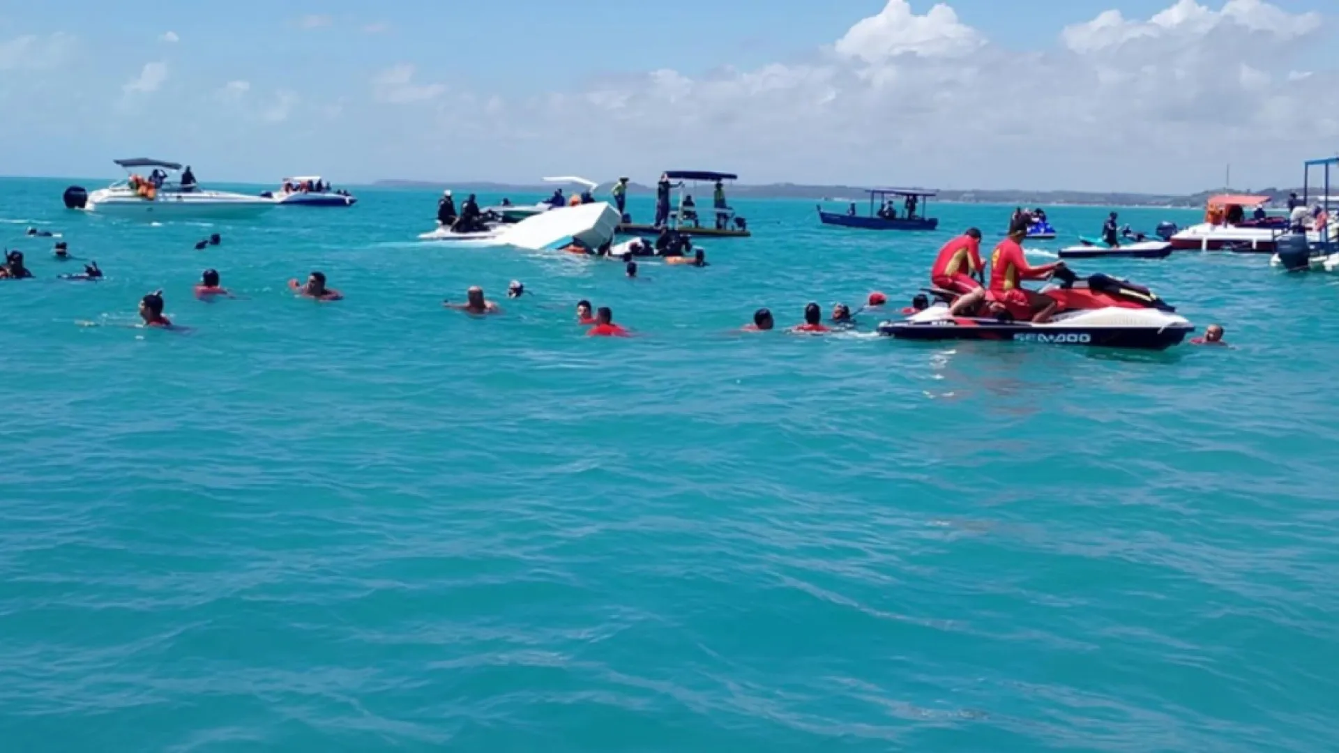 Como é o local onde catamarã naufragou em Maragogi matando empresário de SP - img