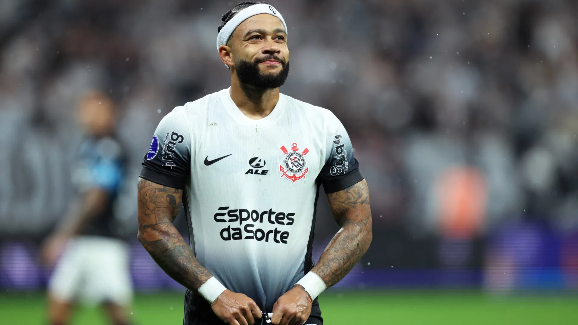 Memphis se reapresenta após 'sumiço' e conversa com dirigentes - img
