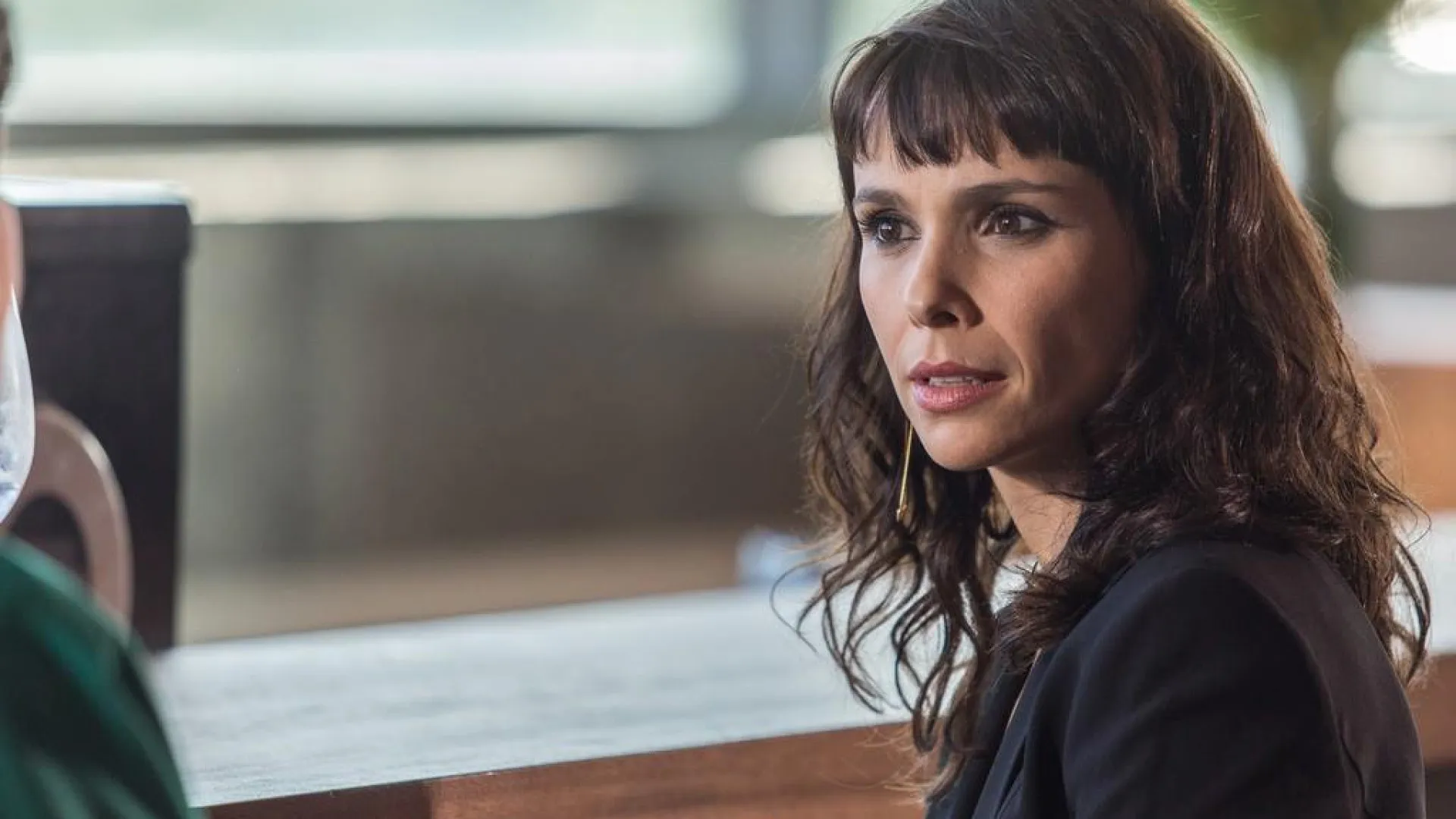 Débora Falabella fascina com atuação cheia de nuances em 'Prima Facie' - img