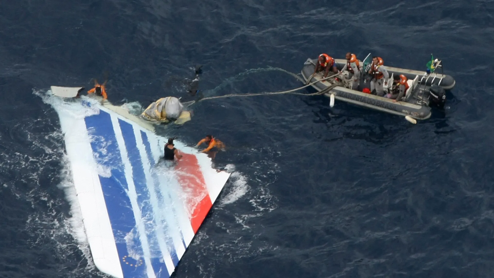Documentário evoca drama das 228 vítimas do voo da Air France que caiu em 2009 - img