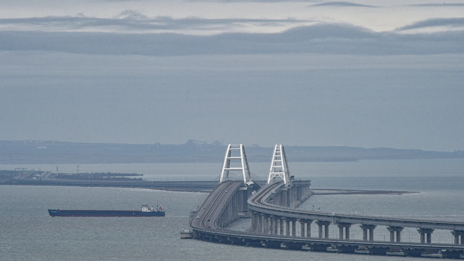 Dois petroleiros russos sofrem acidentes no estreito de Kerch - img