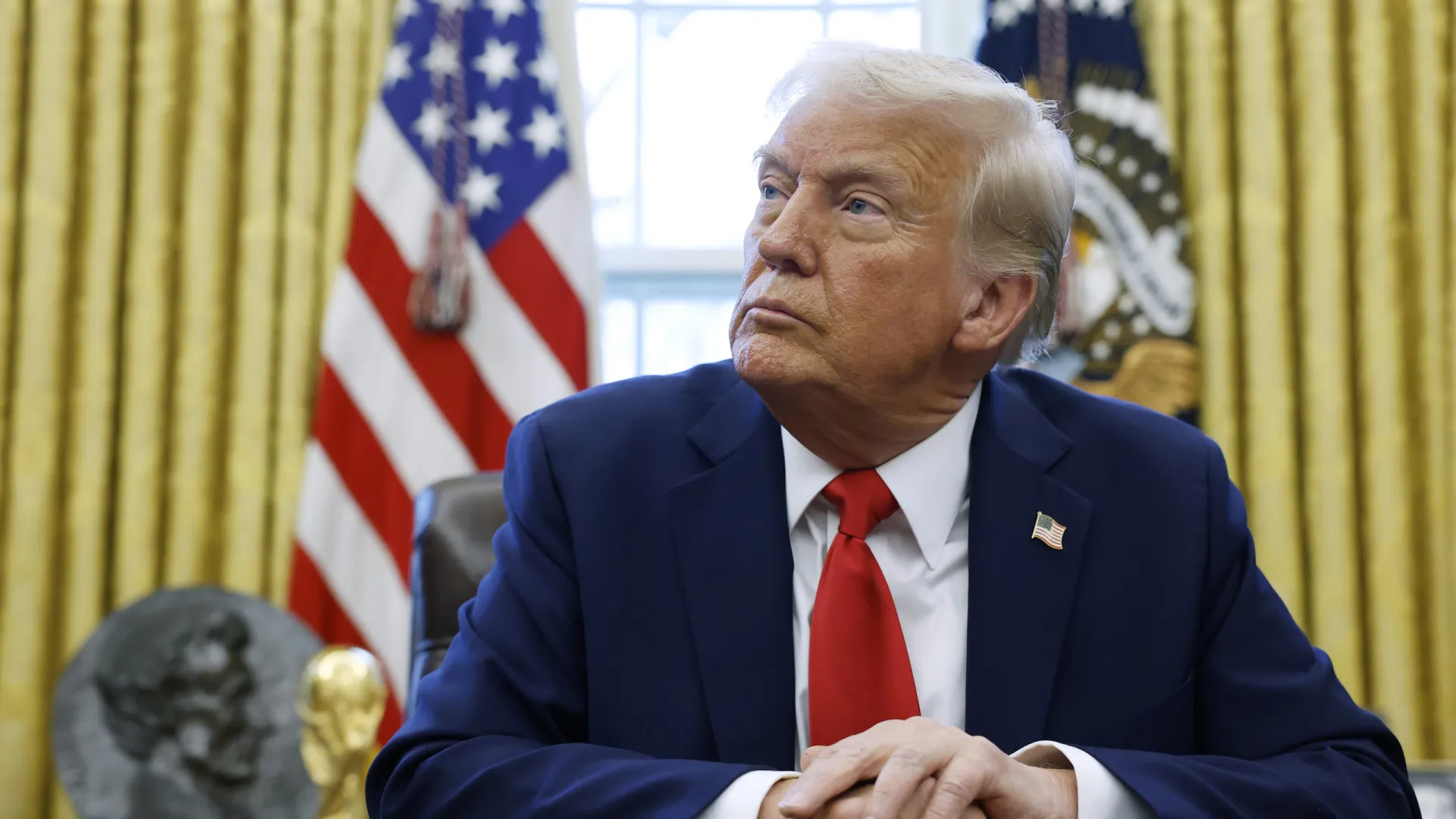 Trump exige que Reuters devolva US$ 9 milhões por contrato com governo - img