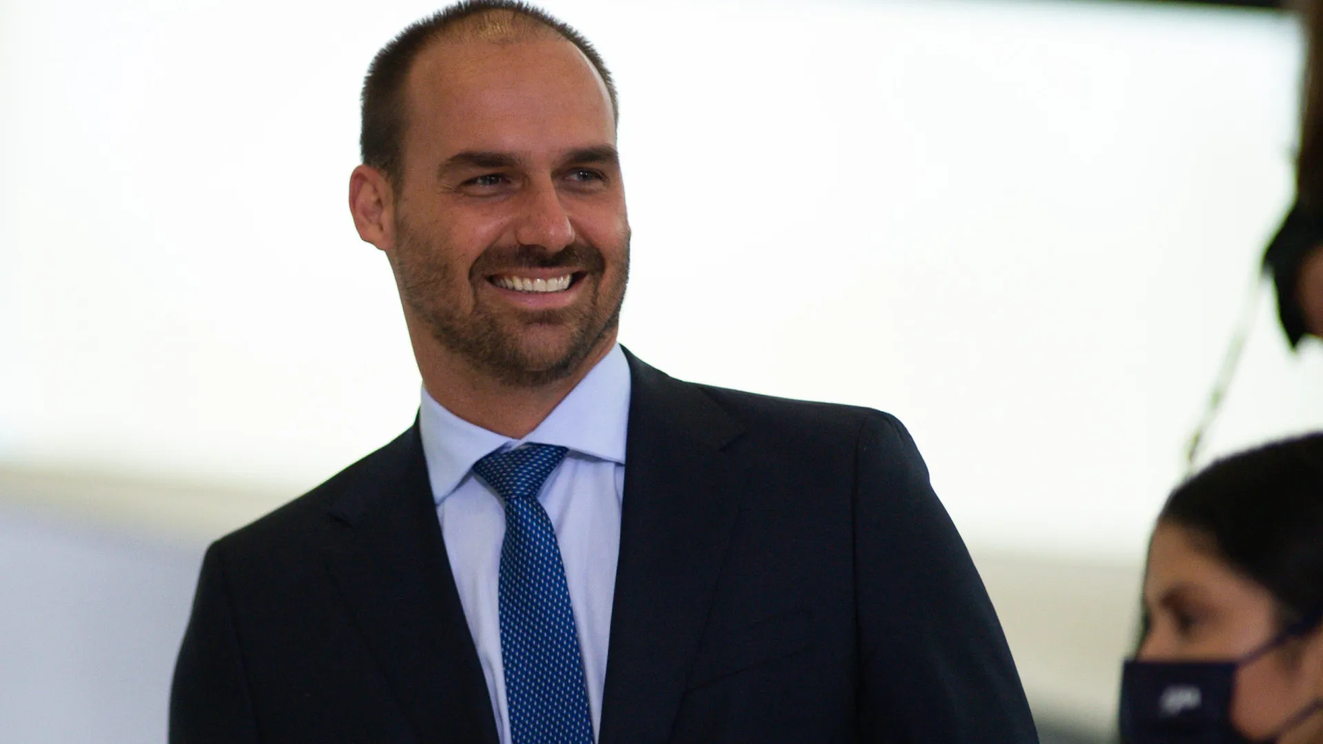 Eduardo Bolsonaro diz que vitória de Trump ajuda pai e vê chance de barrar Moraes nos EUA - img