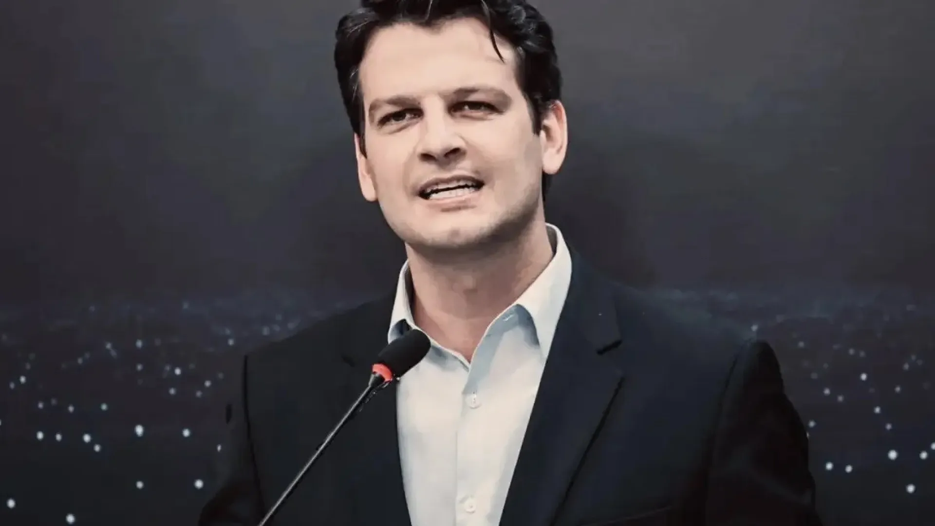 Eduardo Pimentel (PSD) se elege prefeito com 57,34% dos votos válidos - img