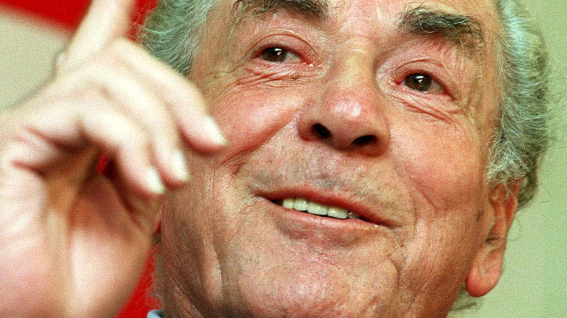 Esteticista tem exame de DNA que aponta 99,99% de chances de ela ser filha de Brizola - img