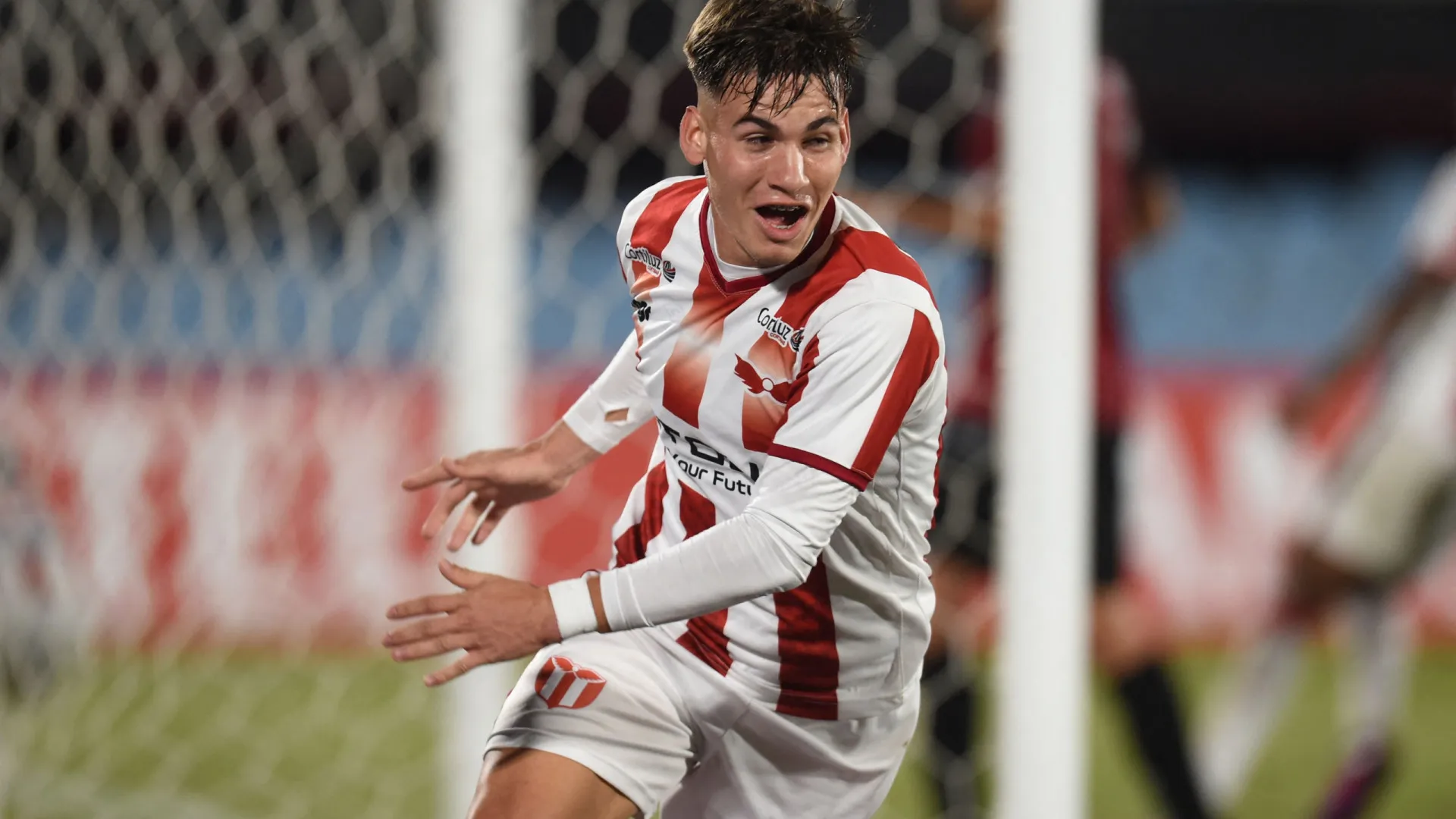 Fluminense confirma atacante uruguaio Lavega e chega a quatro reforços em 2025 - img