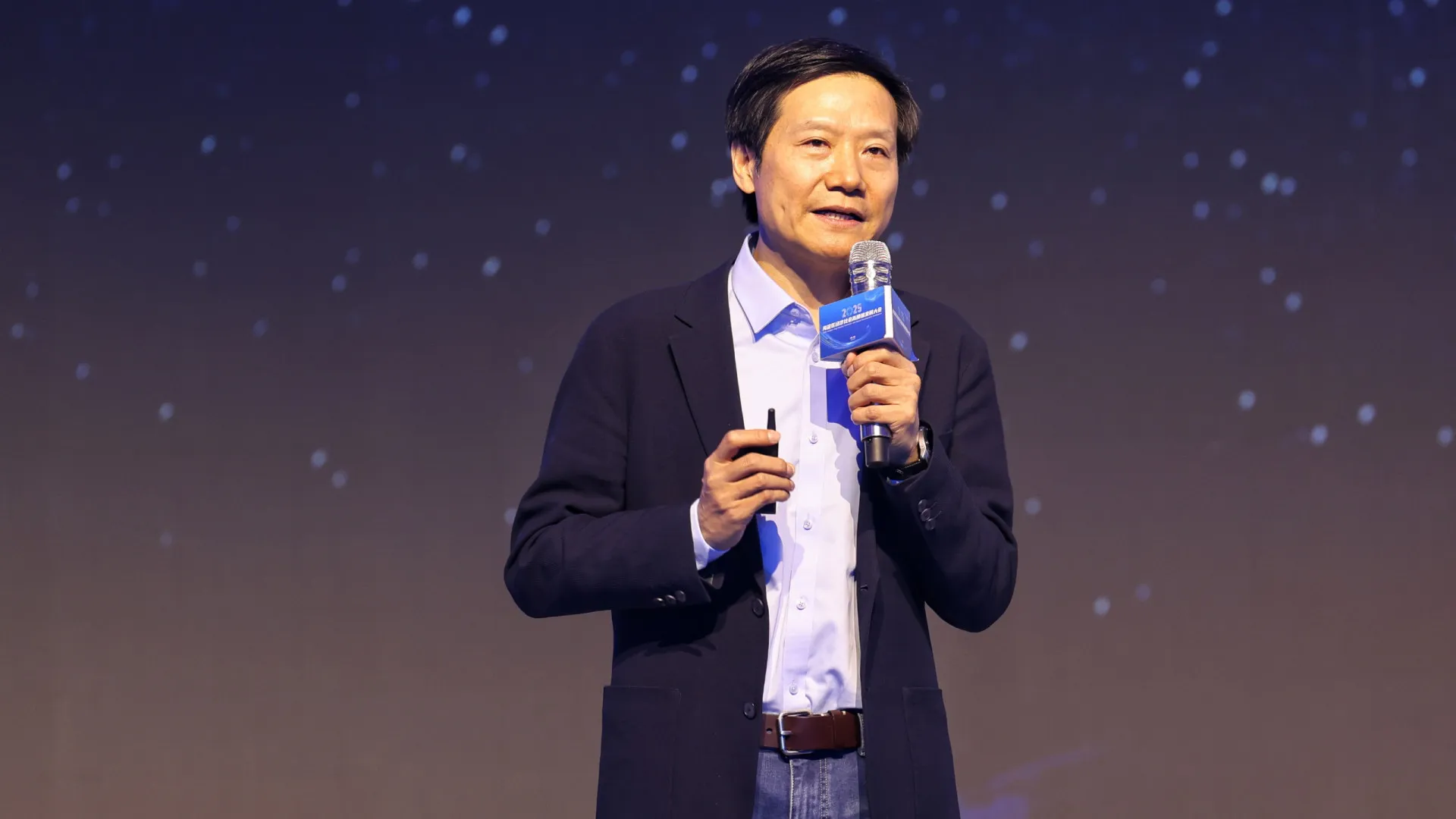 Fundador e CEO da Xiaomi é o homem mais rico da China - img