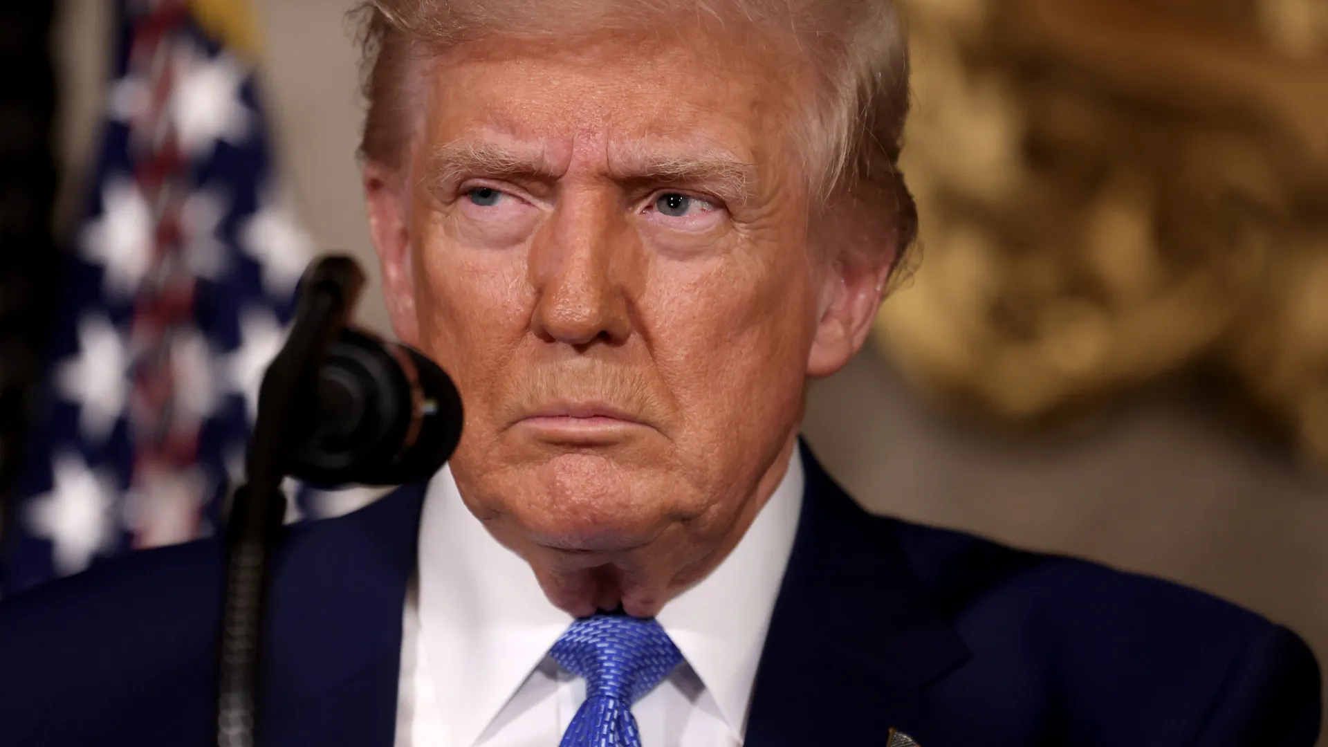 Trump explora tensão com Europa ao lado de premiê da Irlanda em dia de celebração - img