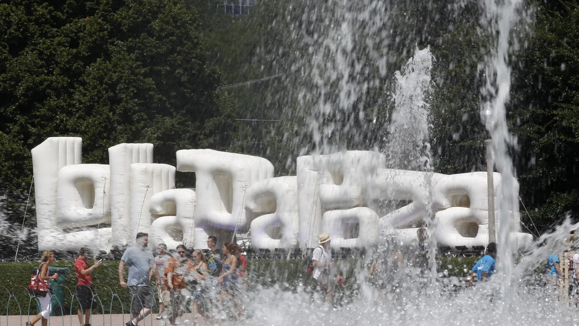 Como chegar, o que comer e como comprar ingressos do Lollapalooza, com Blink-182 - img