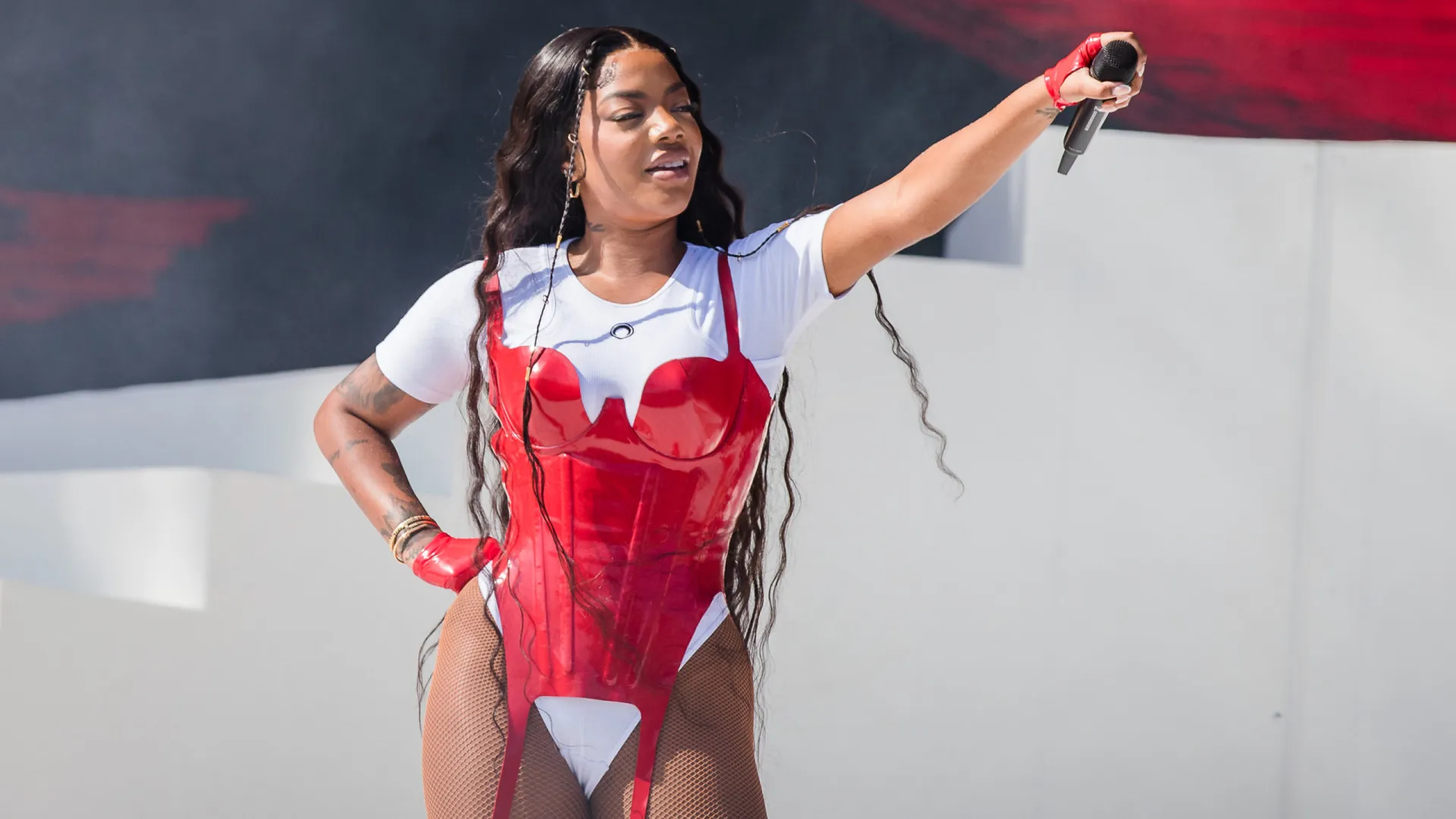 Ludmilla anuncia turnê com show no Allianz Parque, em SP - img