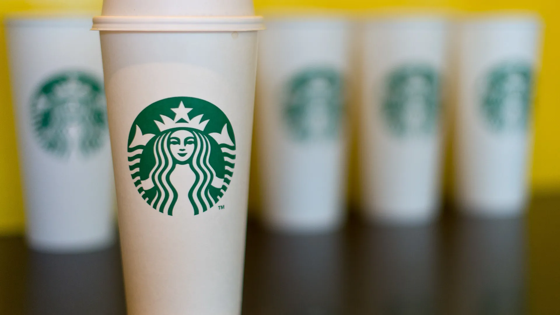 Mubadala vai voltar a expandir rede da Starbucks no Brasil em 2025 - img