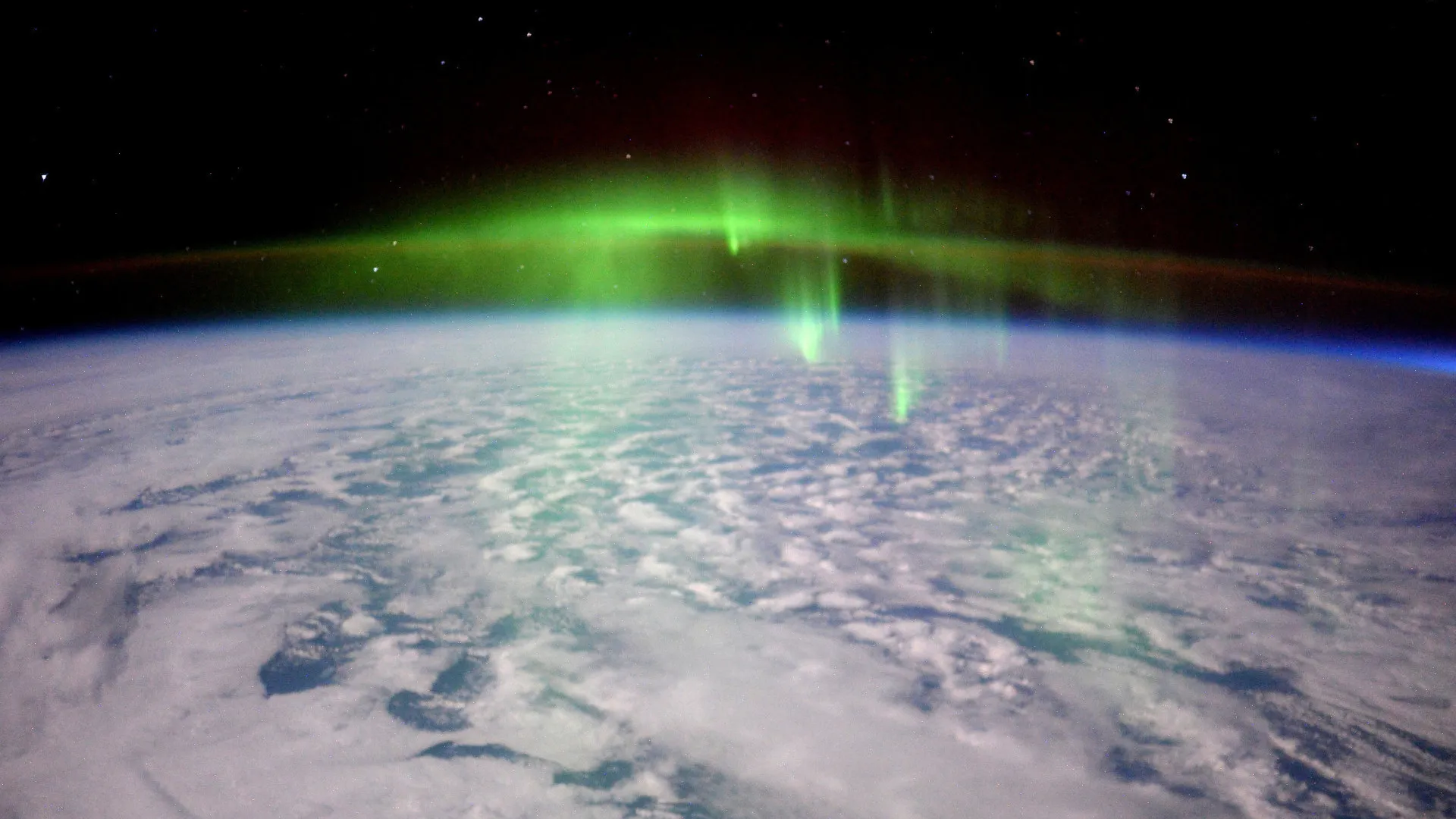 O ataque de 11 de setembro visto do espaço (e outras fotos extraordinárias do universo) - img