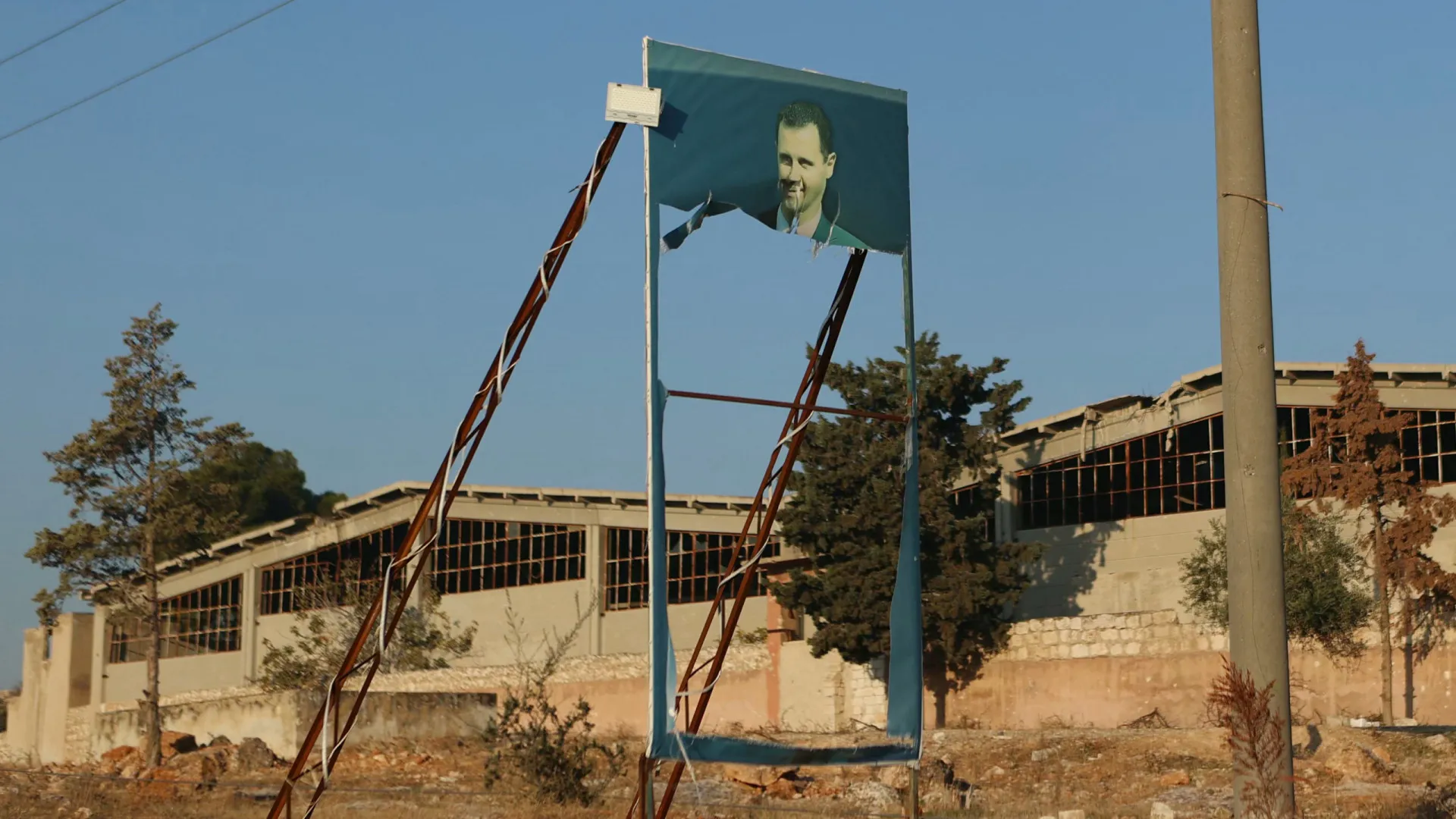 Bashar al-Assad e família recebem asilo em Moscou após queda de Damasco - img