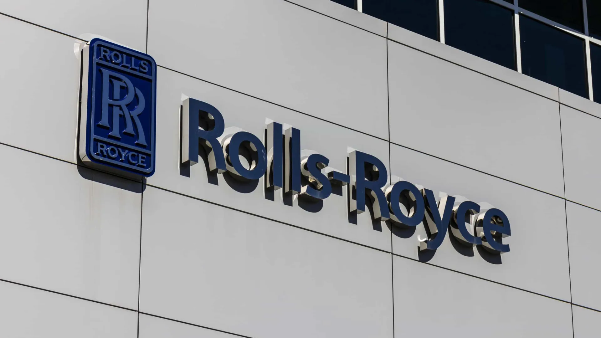 Rolls-Royce diz que trabalha com agência de aviação da UE em inspeção de motores de Airbus A350 - img
