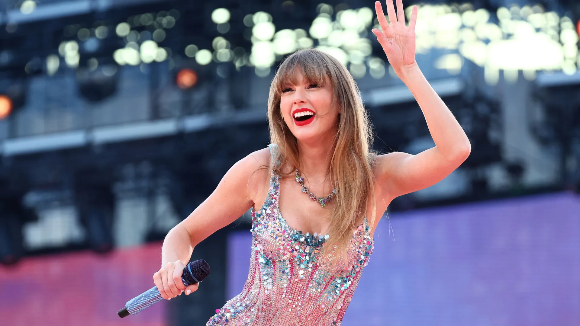 Taylor Swift bate recorde no Spotify com 300 milhões de reproduções em um dia - img