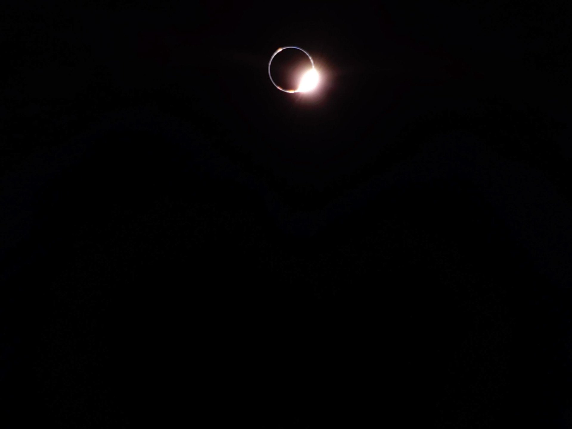 A melhor fotografia do eclipse foi tirada a partir da Lua; veja - img