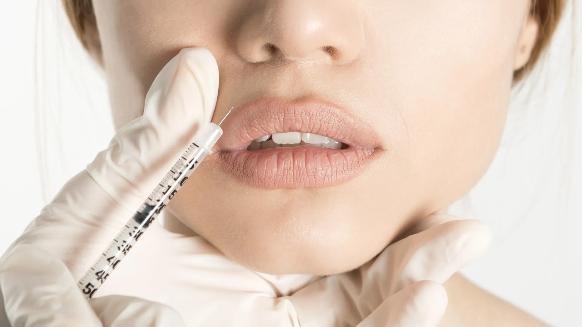Anvisa alerta sobre risco de botulismo pelo uso inadequado de botox - img