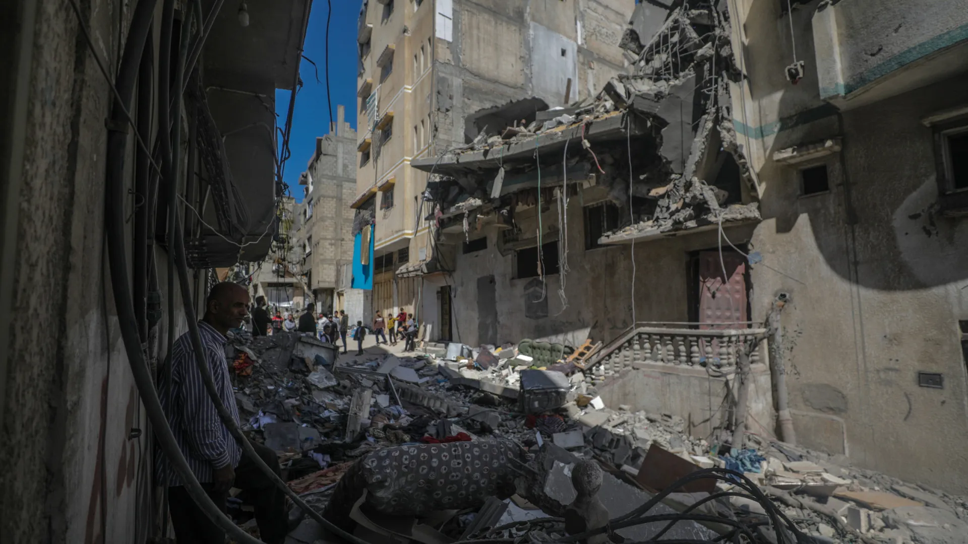 Ataques israelenses em Gaza deixam mais de 970 mortos em 48 horas - img