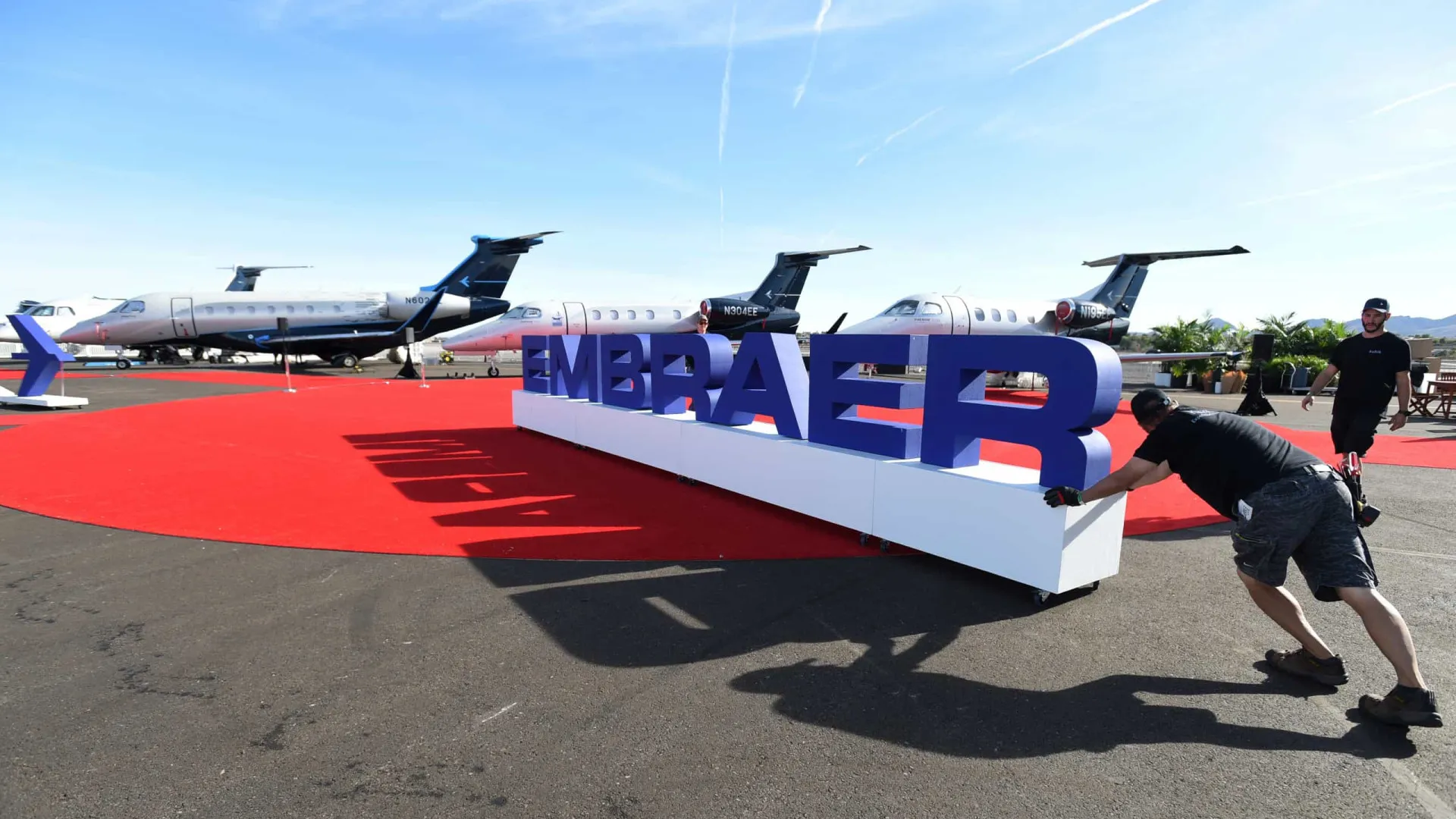 Suécia anuncia compra de 4 aviões de transporte da Embraer - img