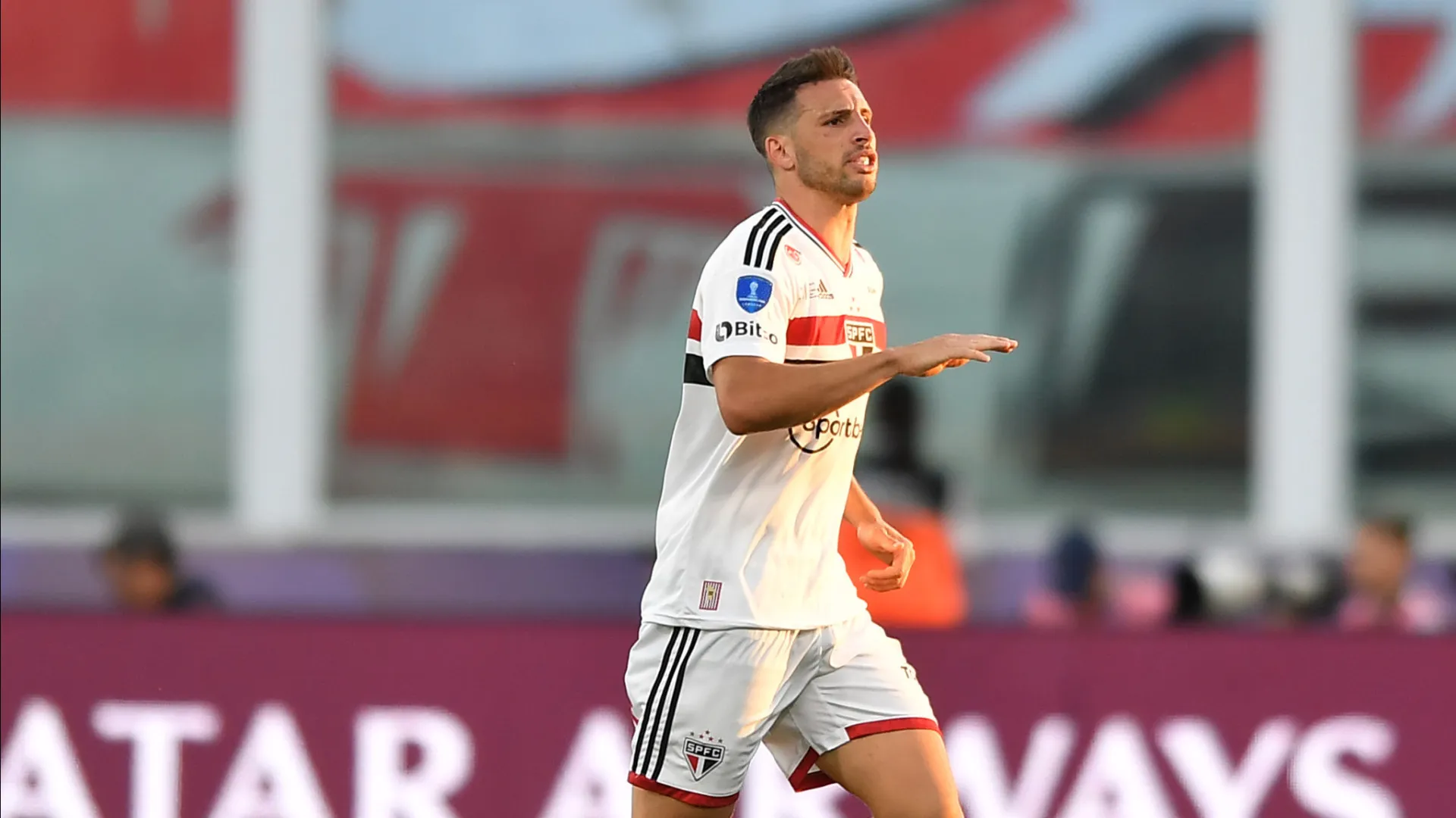 Calleri perde pênalti e São Paulo empata com Sport na abertura do Brasileiro - img