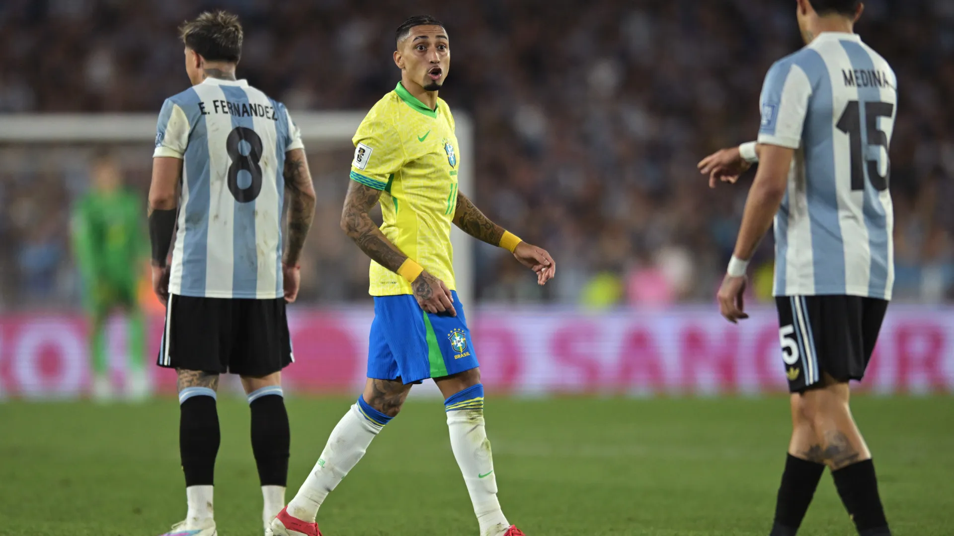 Ednaldo Rodrigues e Raphinha silenciam após goleada em semana de reeleição e fala polêmica - img
