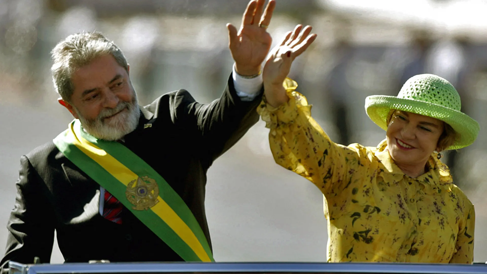 Fala sobre 'dona de casa' irrita filho de Lula com Marisa - img