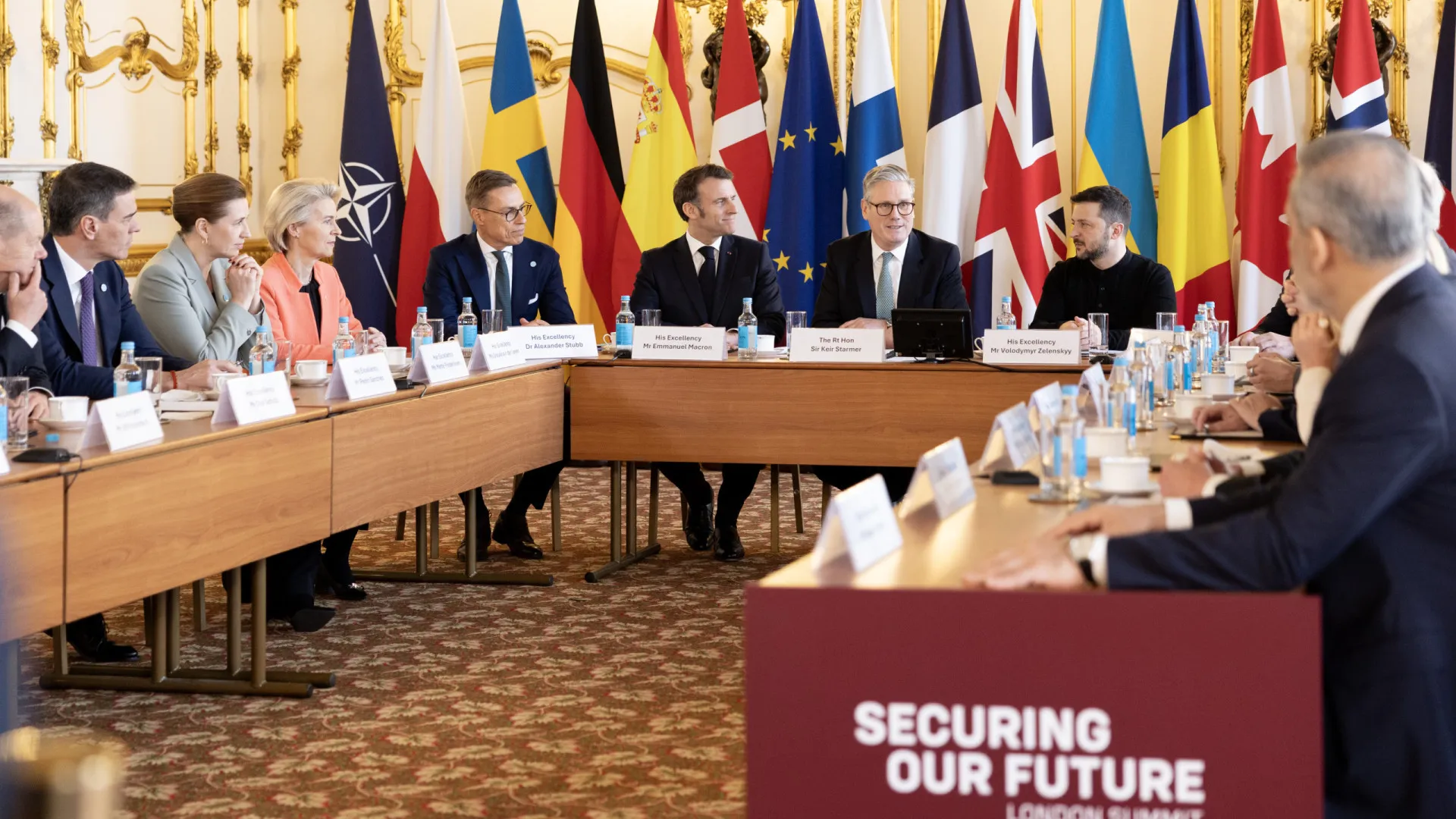 França e Reino Unido propõem trégua parcial entre Rússia e Ucrânia - img