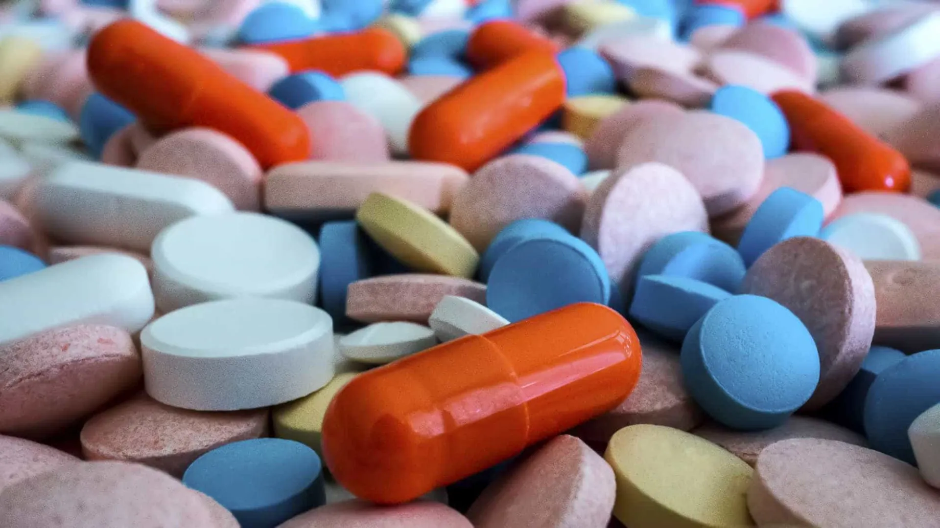 Governo autoriza reajuste de até 5,06% no preço de medicamentos a partir desta segunda (31) - img