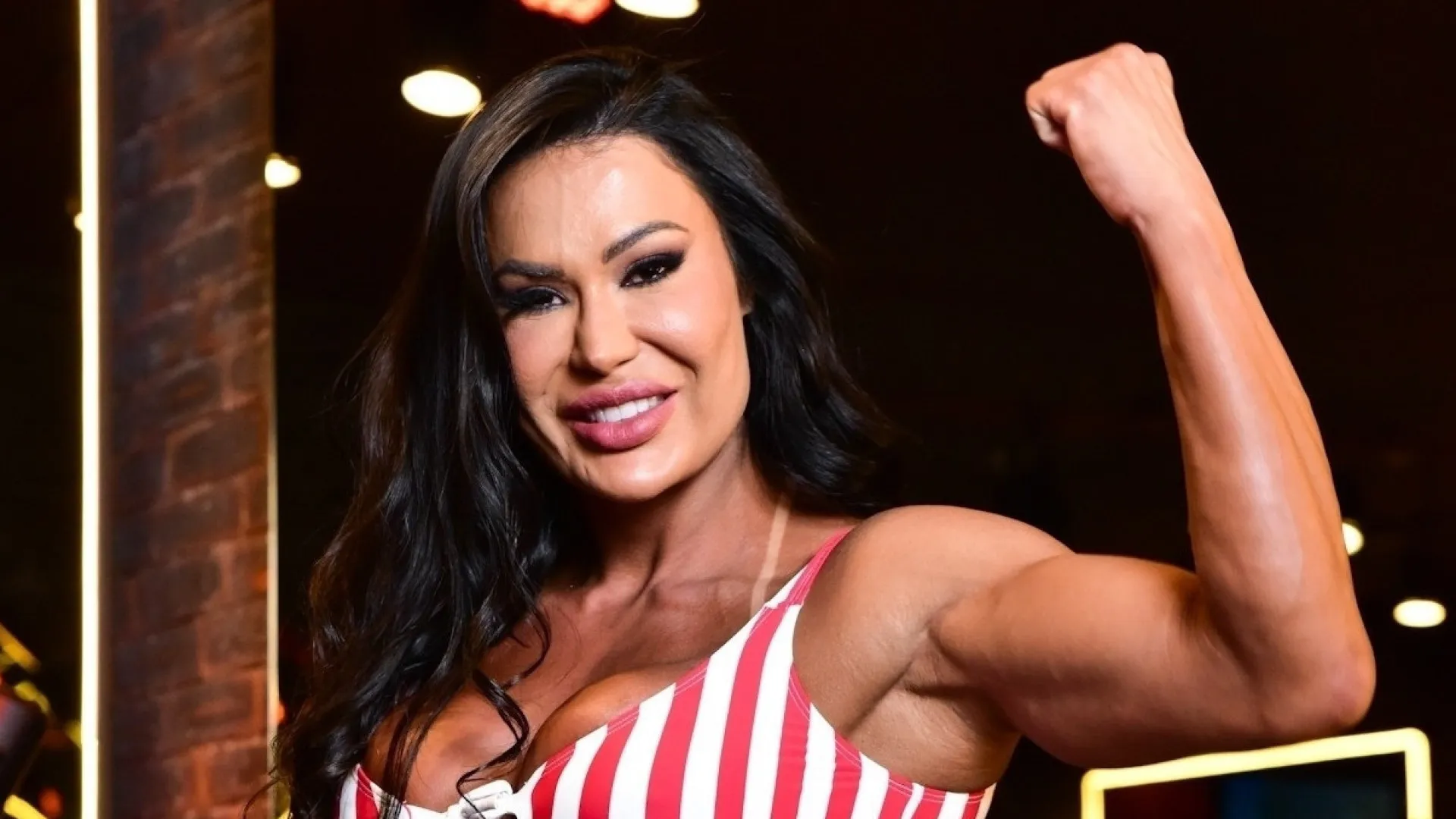 Gracyanne terá de reconstruir físico após diminuição muscular, diz personal - img