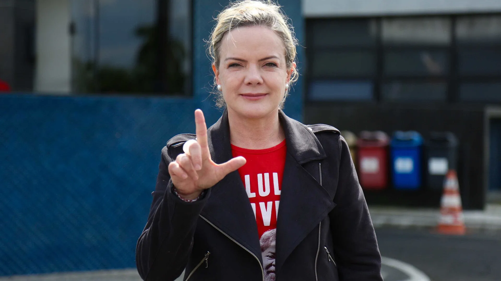 Lula escolhe Gleisi, presidente do PT, para comandar a articulação política - img