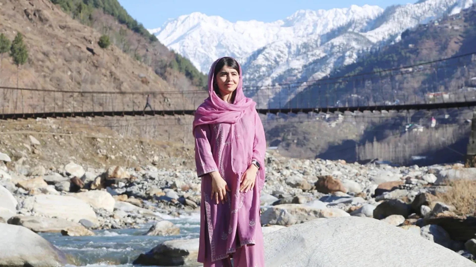 Malala retorna à sua cidade natal no Paquistão após 13 anos - img