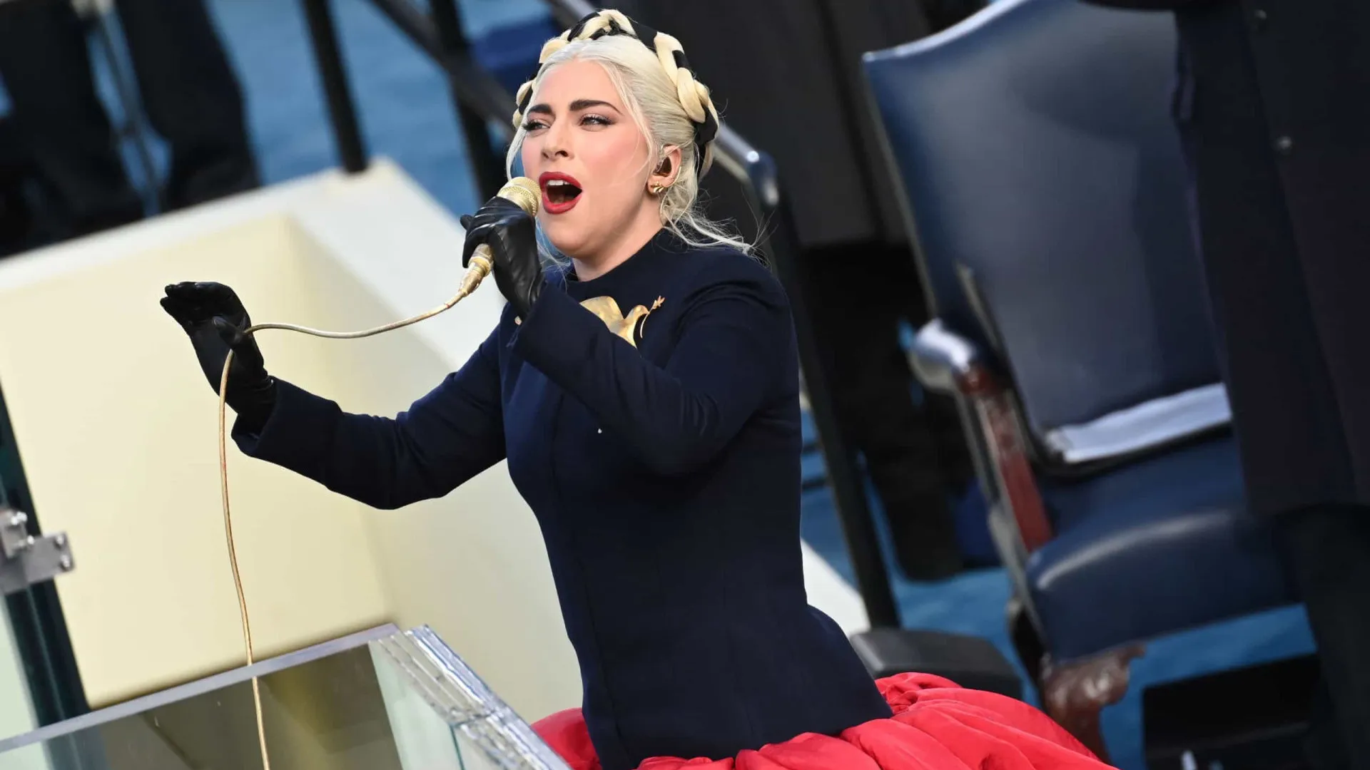 Marca de surfe processa Lady Gaga por plágio em seu novo álbum - img