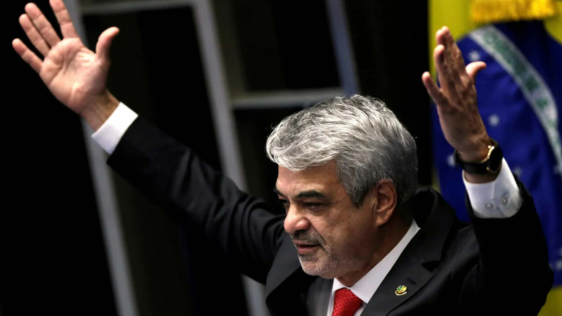 Novo presidente do PT se diz 'defensor intransigente' de Haddad e promete discrição - img