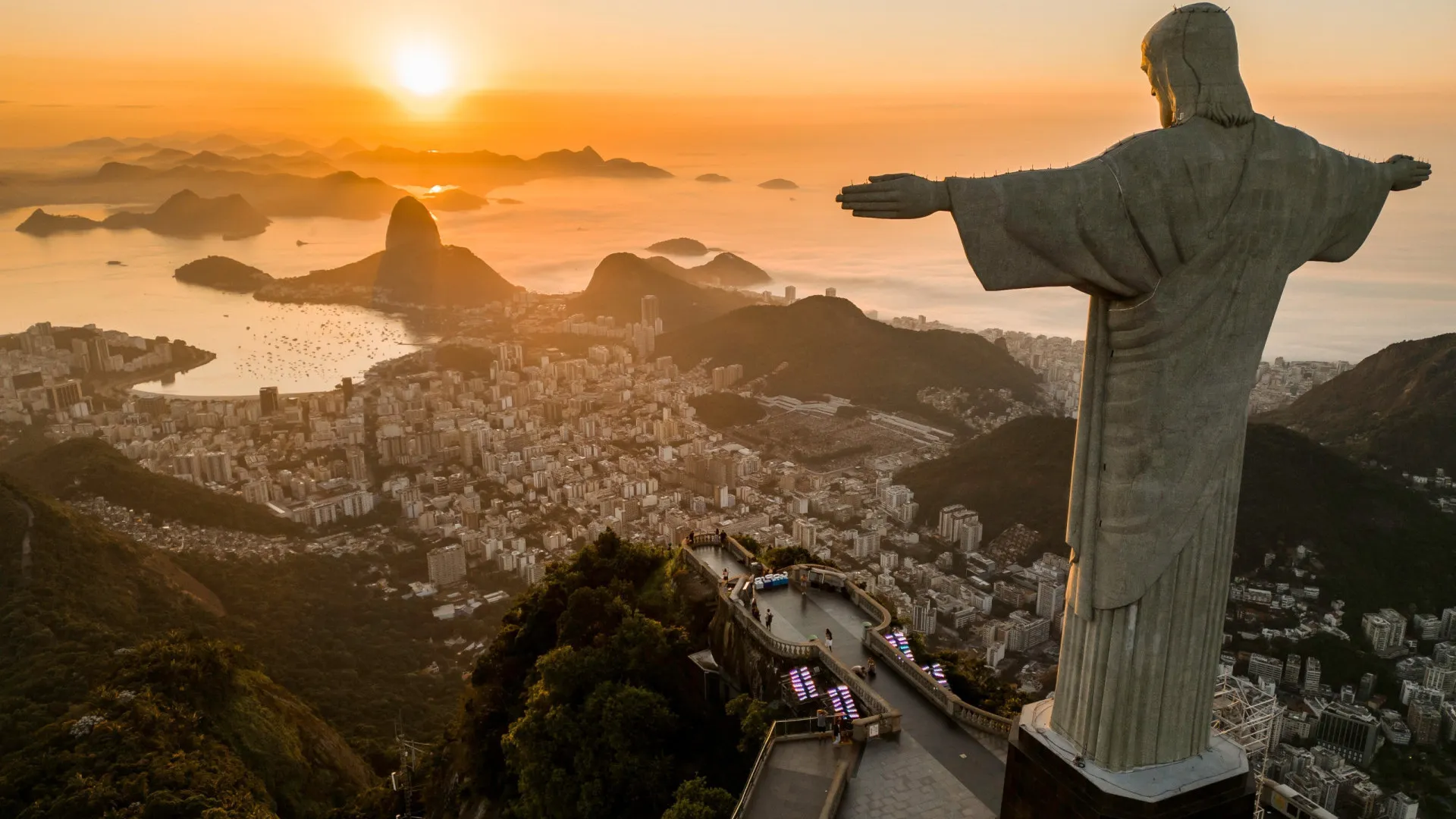 Procon fecha acesso do Corcovado após morte de turista no Cristo Redentor - img
