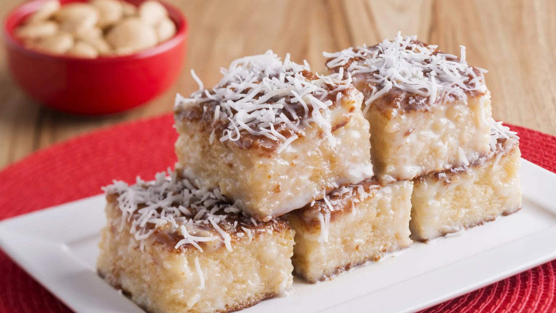 Que tal um Bolinho de Coco para servir no café? - img
