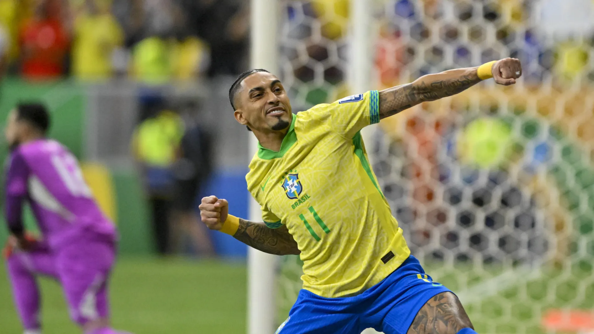 Raphinha se torna protagonista com estudo e versatilidade em campo - img